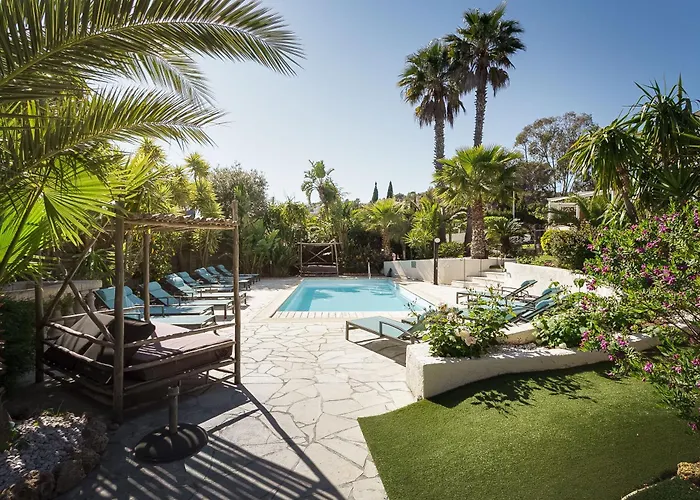 Hotel La Quietude 3*