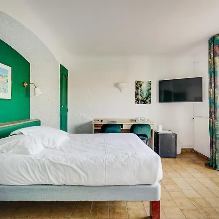 La Quietude Hotel 3*