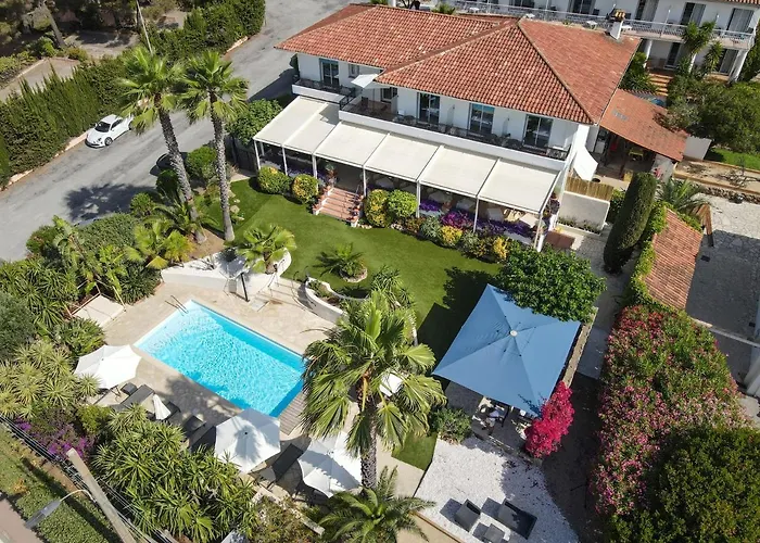 Hotel La Quietude 3*